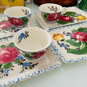 Gorgeous Antique Hand Painted Italian Mojolica Pottery Nove Rose Snack Plate Set